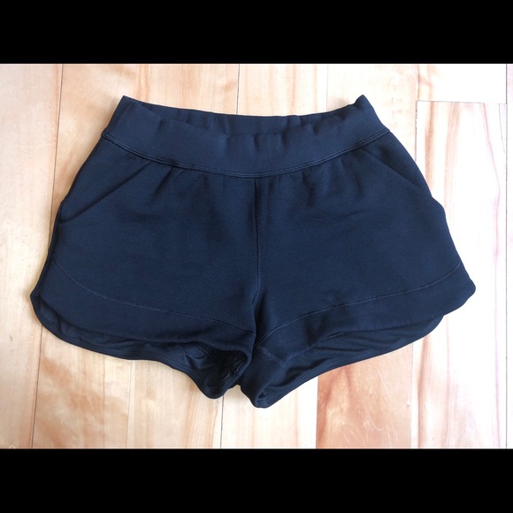 lululemon athletica Pants - Lululemon shorts with fleece lining